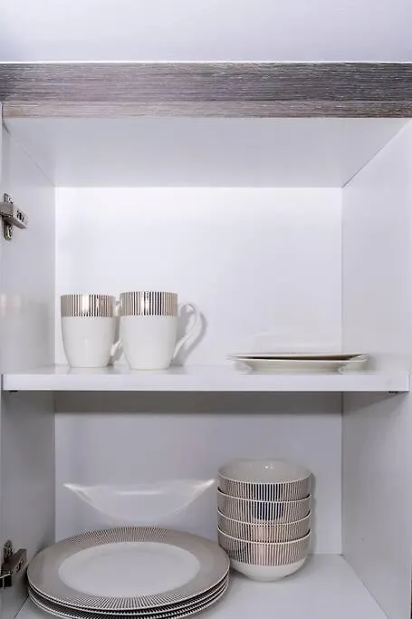 Best Place 2B Dubai Apartment